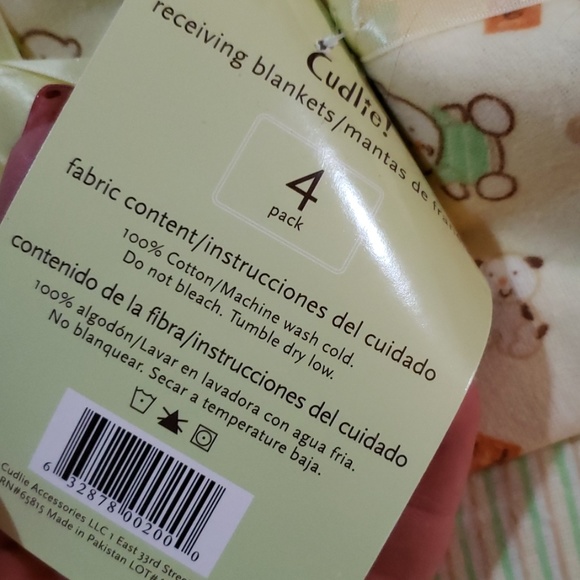 NIP 4 Pack Neutral Receiving Blankets - Picture 2 of 2